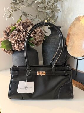 Vegan leather black bag nwt